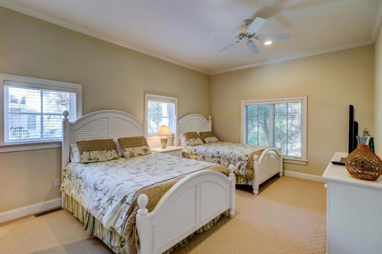2Nd Row Luxury Home At 30 Knotts Wayヒルトンヘッドアイランド エクステリア 写真