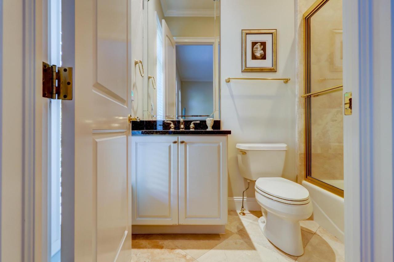 2Nd Row Luxury Home At 30 Knotts Wayヒルトンヘッドアイランド エクステリア 写真